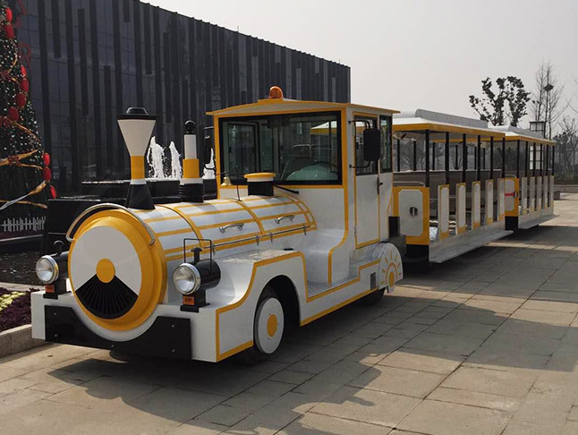 White Amusement Park Trackless Train For Sale