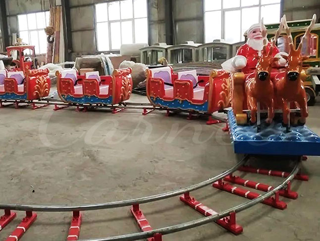 Family Christmas Electric Train Ride – Featuring Santa and Reindeer, Perfect for Christmas Festivals, Amusement Parks, and Carnivals
