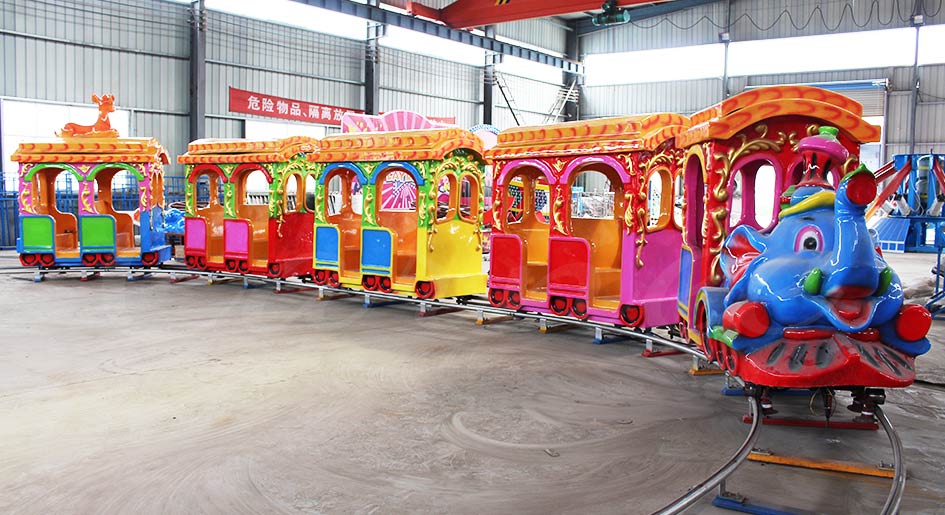Elephant Theme Track Train Ride
