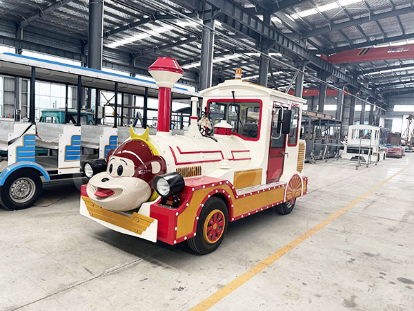 amusement park train manufacturer Carnee